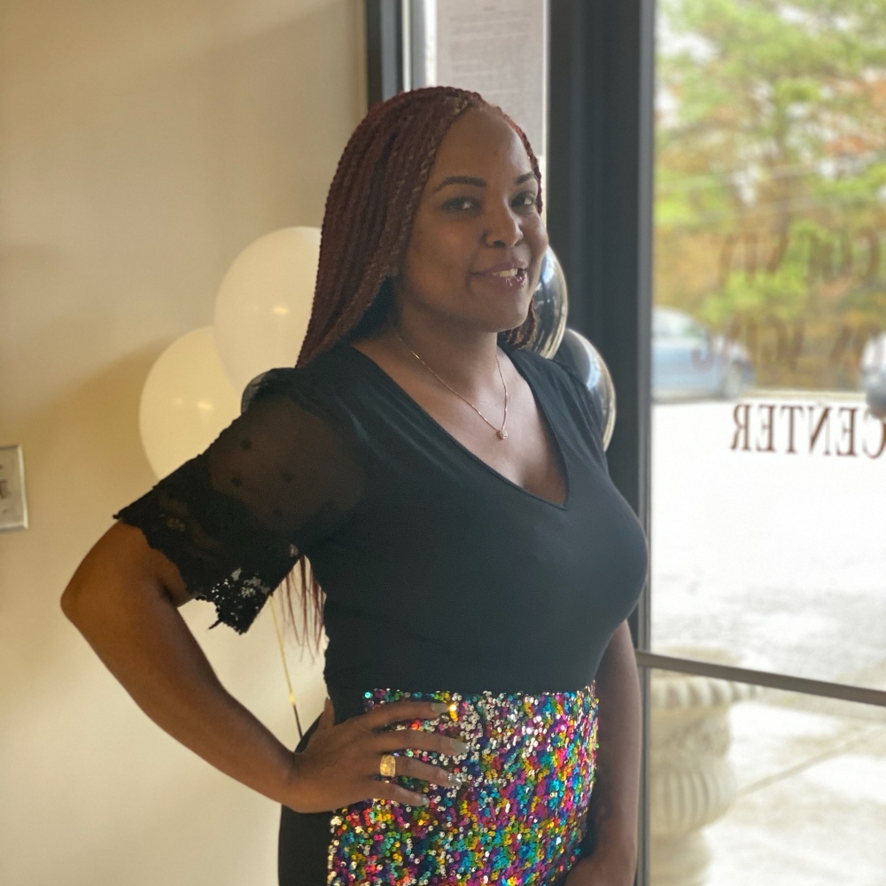 Meet your Posher, Lori